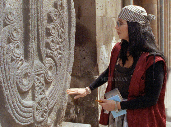 Cher Armenia