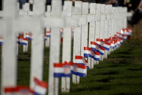 Memorijalno-groblje-u-Vukovaru