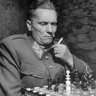 phillips-john-josip-broz-aka-marshal-tito-leader-of-the-yugoslavia-resistance-playing-chess-at-his-hq