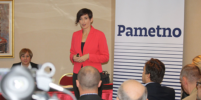 Pametno