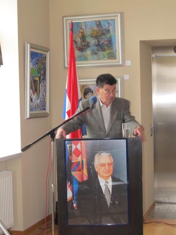 16 Zdravko Dizdar Presucivanje hrvatskoga Crvenoga kriza