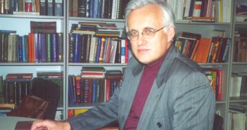 Zvonko KOvac