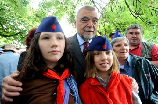 Mesic Da Titove snage nisu oslobodile Hrvatsku branitelji ne bi imali sto braniti ca large