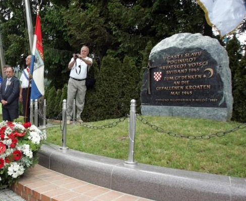 Spomen-ploča na Bleibur&scaron;kom polju