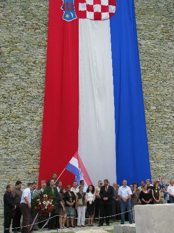 Oltar domovine