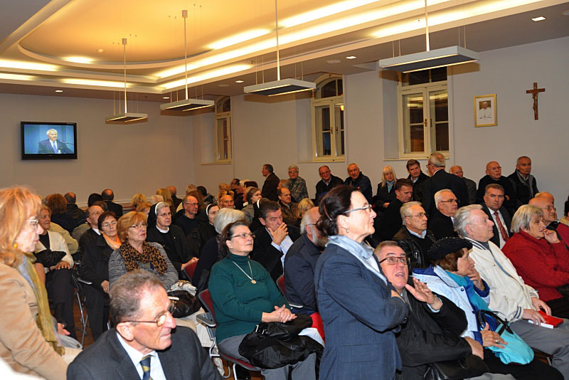 Zdravko Tomac - predstavljanje knjige Crveni Predsjednik