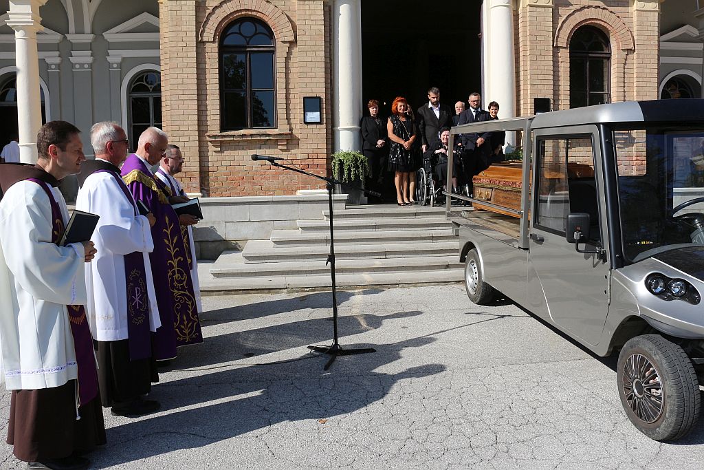 Posljednji ispračaj dr. Stjepan Bačić