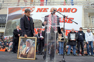 Prosvjed branitelja na Trgu